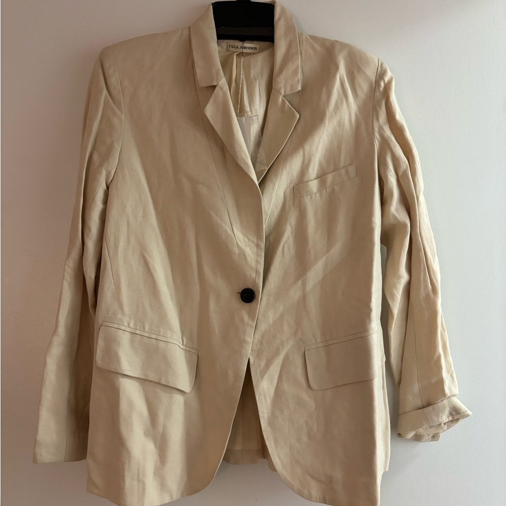 Women's Cream Blazer